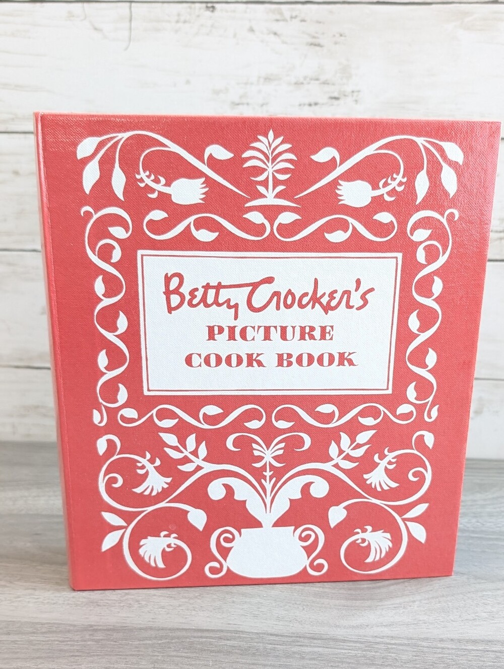 Vintage Betty Crocker's Picture Cook Book